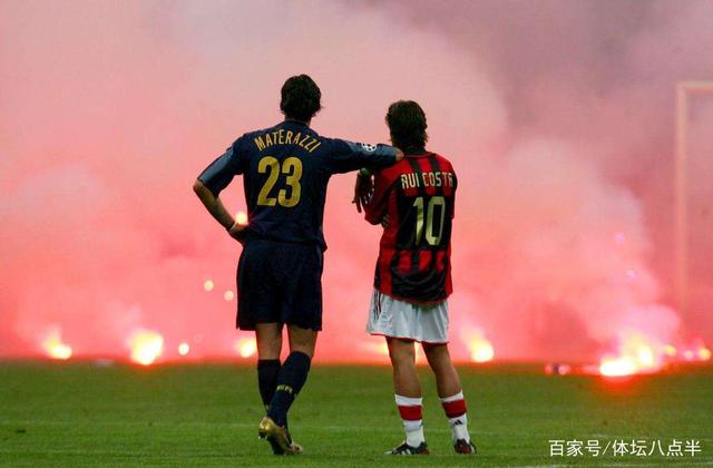 邓加：维尼修斯是足球层面的领袖，而非更衣室领袖