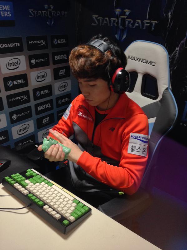 【资讯】王者荣耀2月19日，20日转会综述，两战队改名三豪门换教练